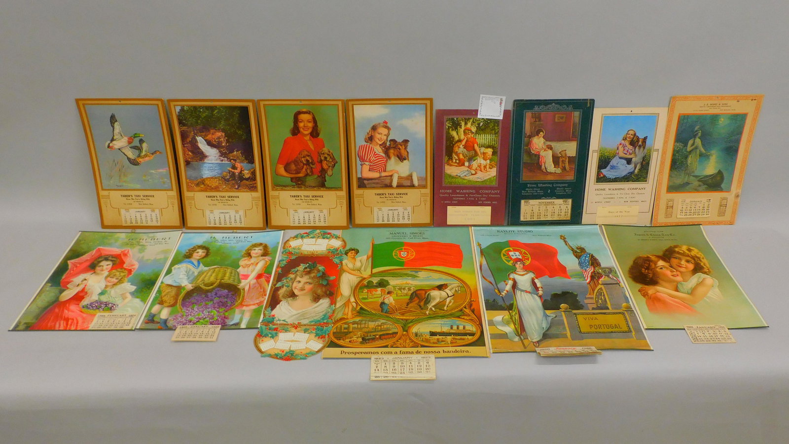Lot of 14 vintage calendars, with nice color (1 of 6)