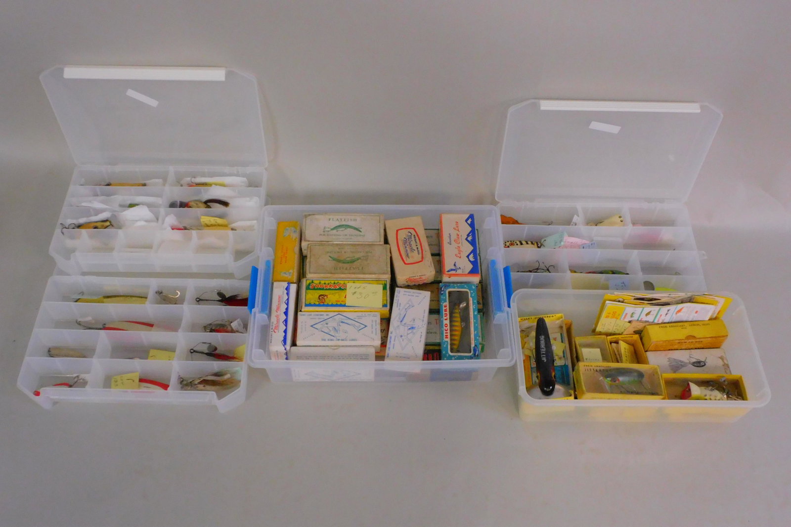 Lot of 5 trays containing 56 vintage freshwater (1 of 5)