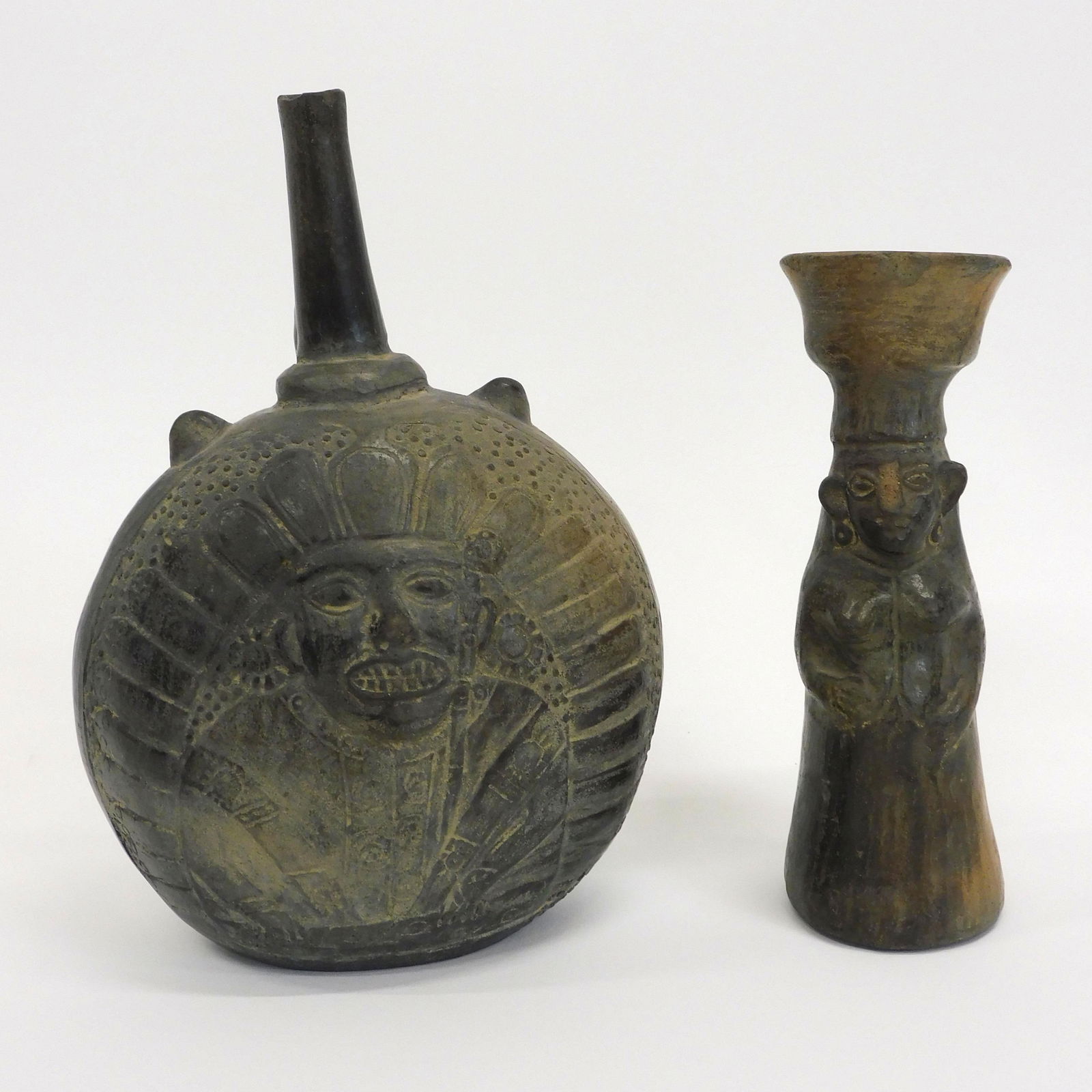 (2) pieces of pre-Columbian Incan pottery to (1 of 2)