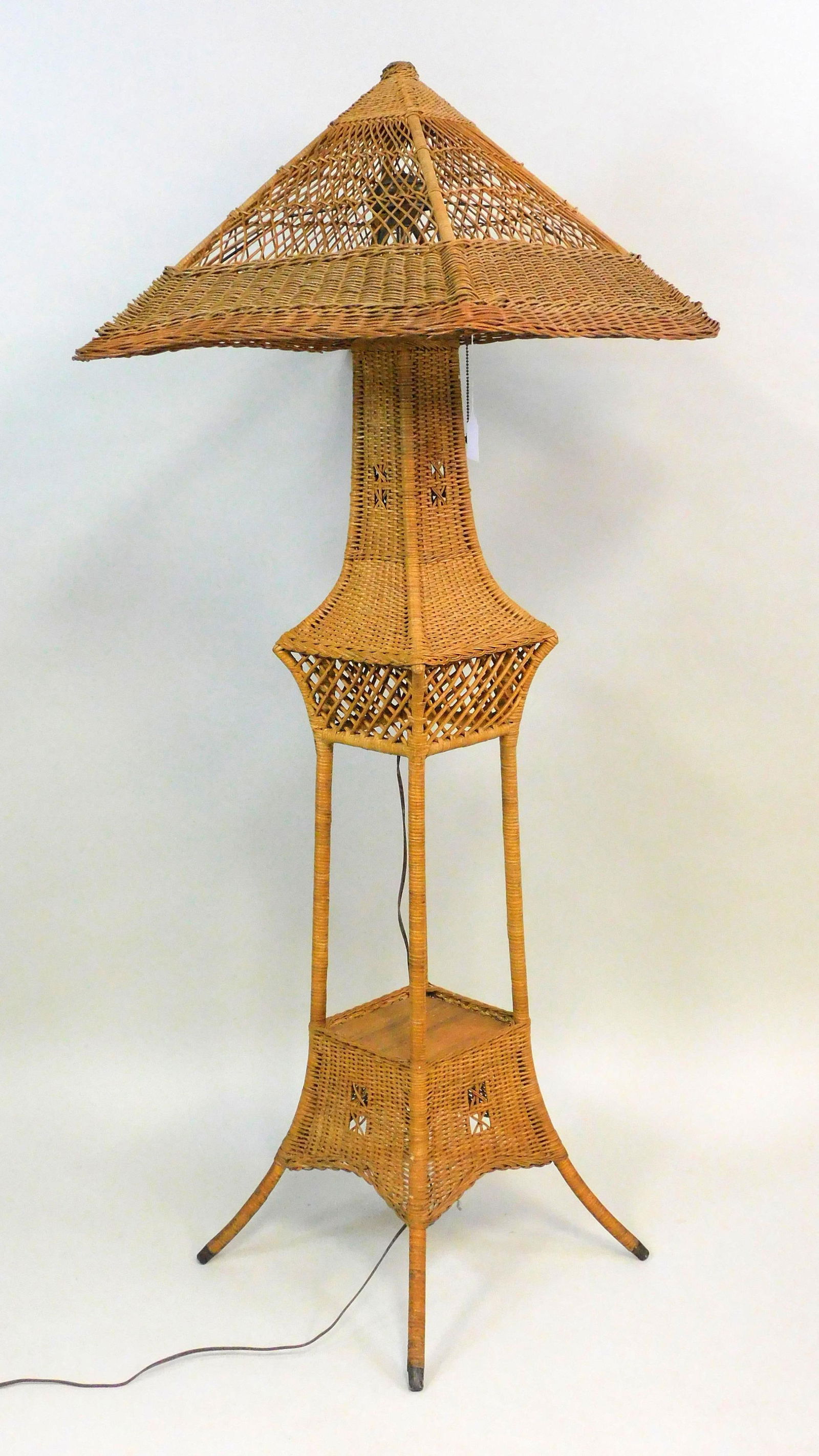Wicker floor lamp. Circa 1915. Original natural (1 of 2)