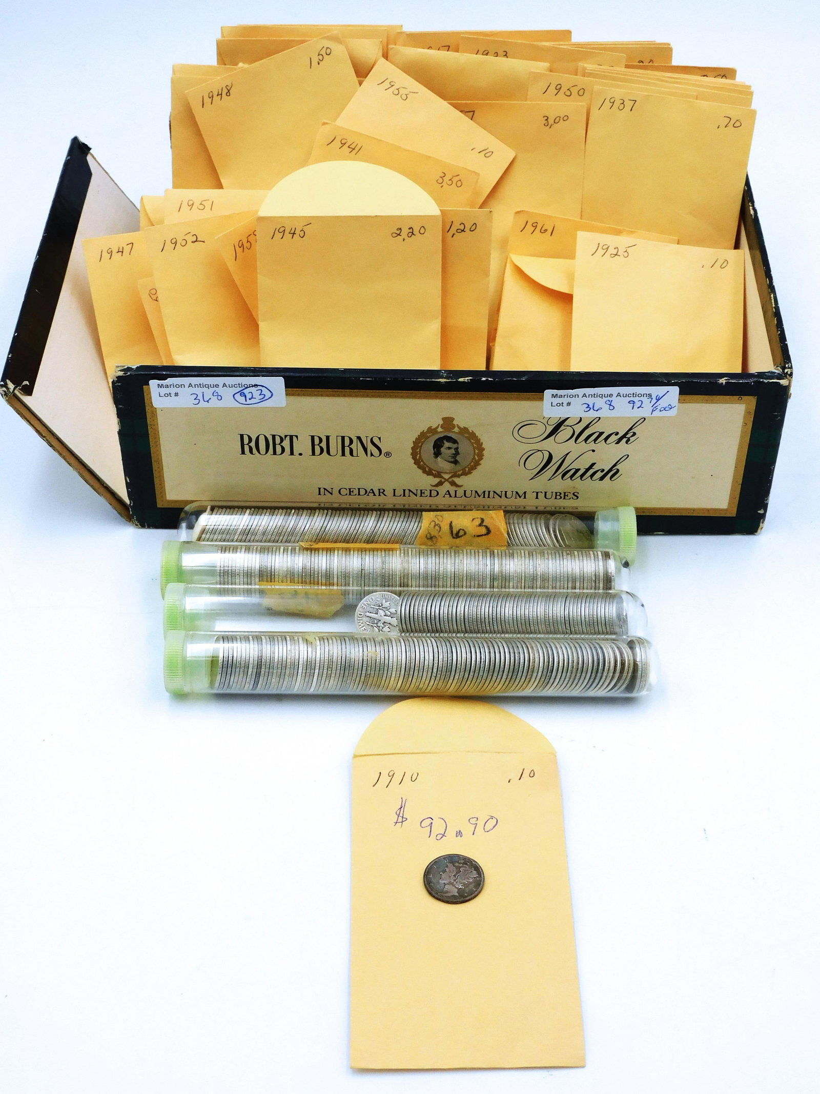 (924) Silver Dimes and (1) 1964 Kennedy Half: Circulated condition. Various dates. Shipping Restriction: Please note this lot must be paid for by cash, wire transfer or known check. Items will be shipped or sent to shipper once payment clears.