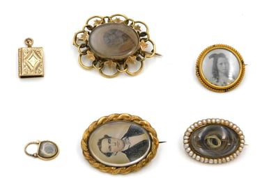 (6) Victorian Memorial or Mourning Brooches