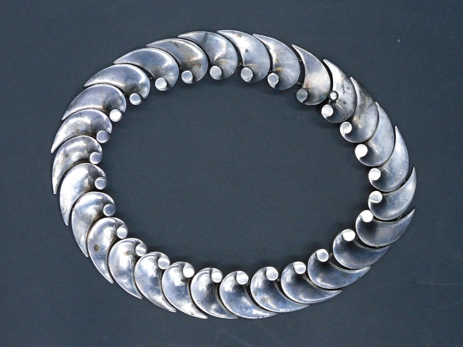 Antionio Pineda Sterling Silver Necklace: Hallmarked on verso of the clasp. Nice form. 15 1/2". 5.9 ozt. Please note this lot must be paid for by cash, wire transfer or known check. Items will be shipped or sent to shipper once payment clears
