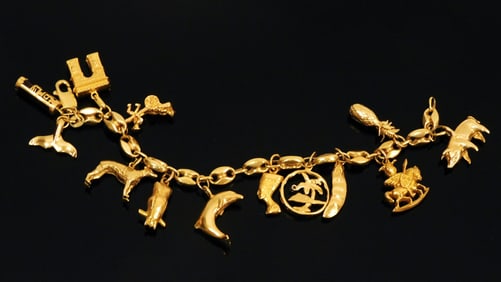 14kt Gold Vintage Charm Bracelet