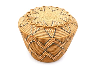 West Washington State Lidded Basket