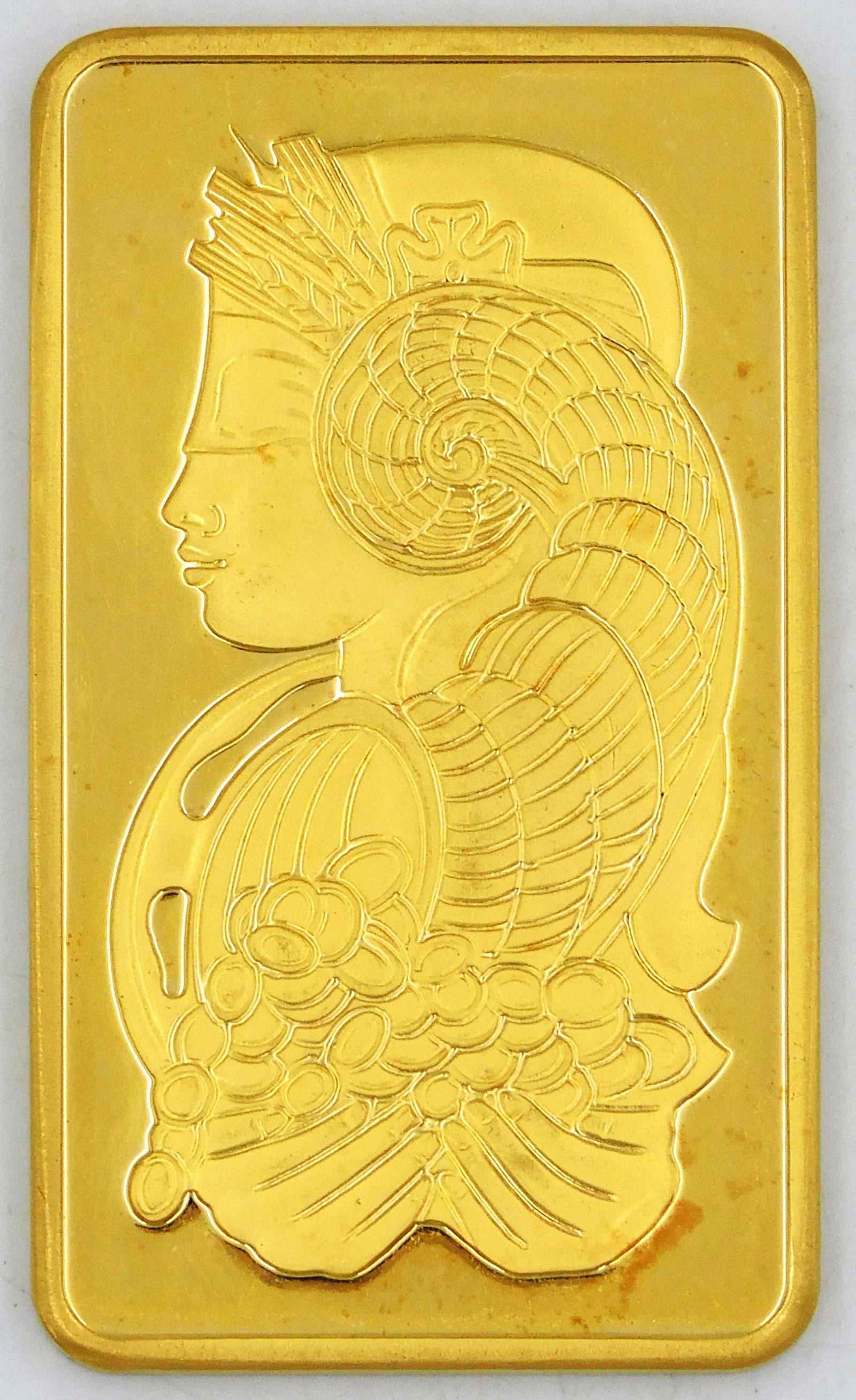 Suisse 5 ozt Gold Bar: Essayeur Fondeur. Serial number 004261. Please note this lot will not be available for in-person viewing. Please note this lot must be paid for by cash, wire transfer or known check. Items will be shi