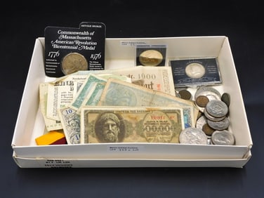 Large Collection of U.S. and Foreign Currencies