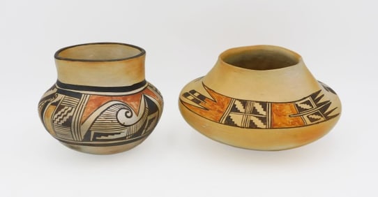 (2) Hopi Pottery Vases