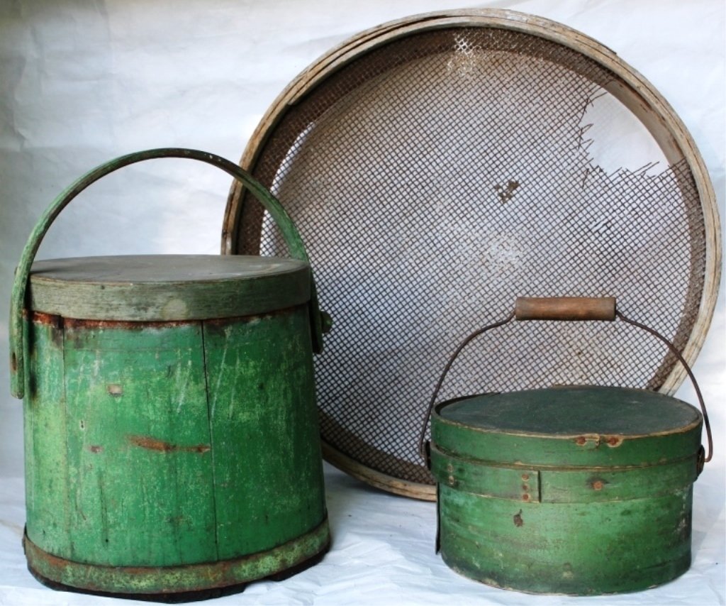 THREE PIECE WOODENWARE LOT INCLUDING FIRKIN,: PANTRY BOX WITH COVER AND SIEVE; ORIGINAL FINISH AS IS.