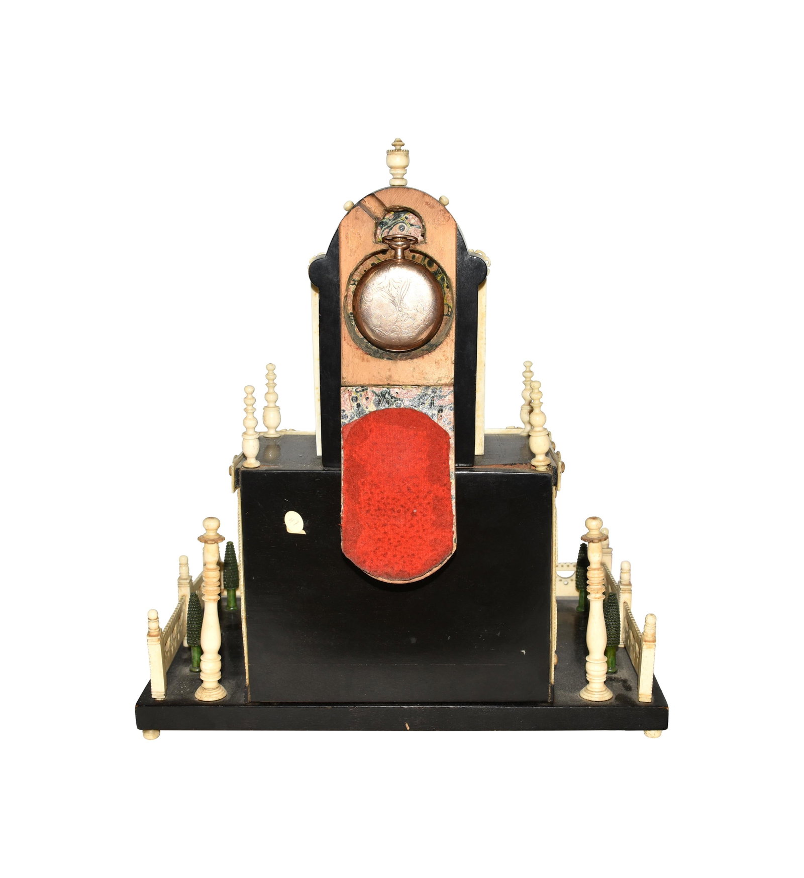 Exceptional Continental Watch Hutch - 7