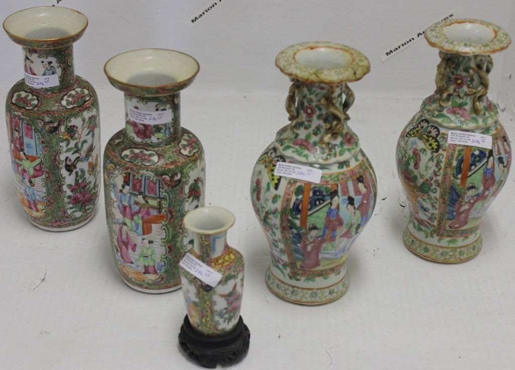 5 PIECE LOT OF 19TH C CHINESE ROSE MEDALLION (1 of 2)