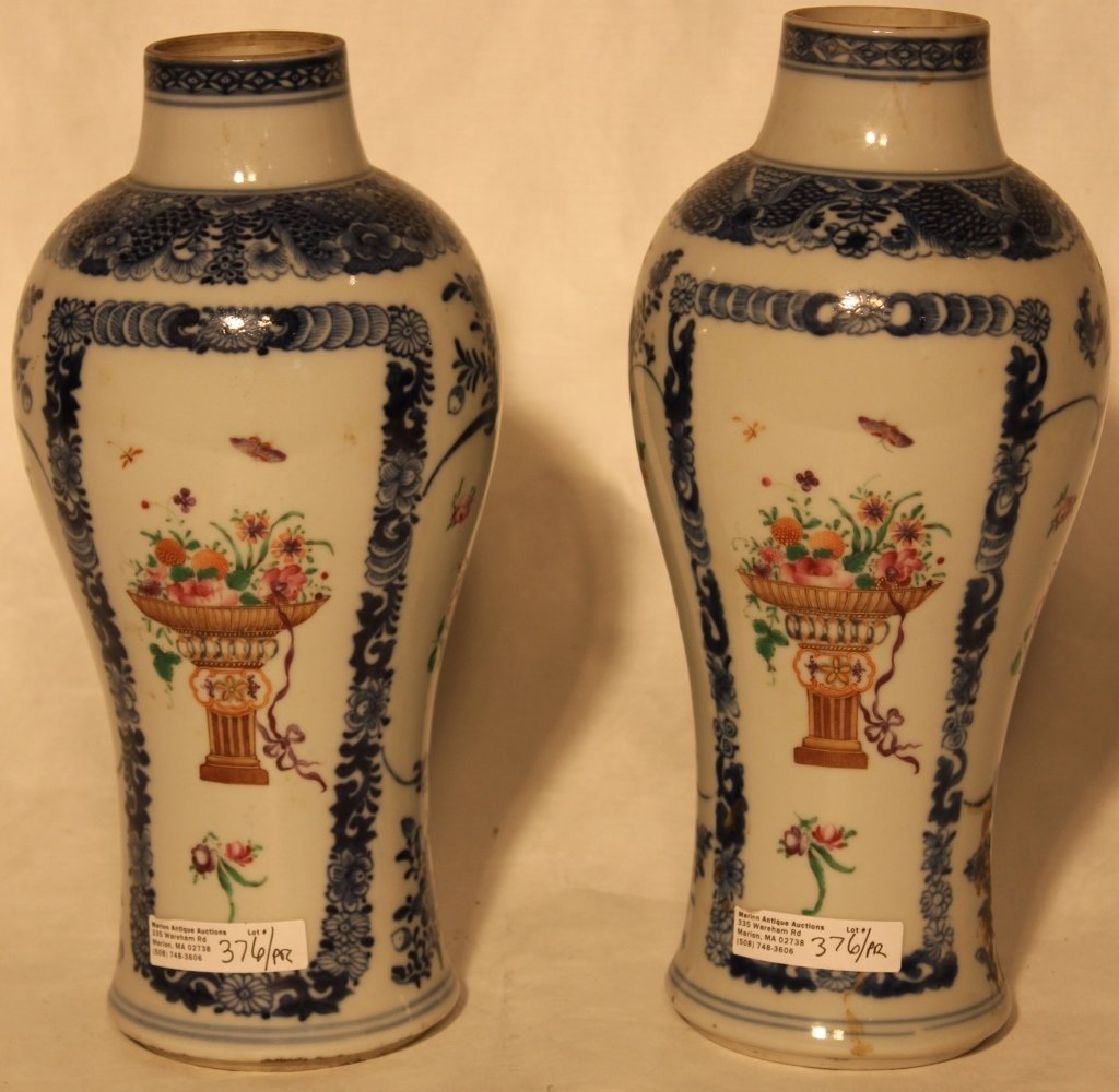 PAIR OF LATE 18TH C BLUE AND WHITE CHINESE EXPORT (1 of 3)