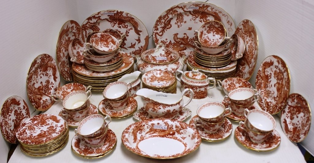 104 PIECE SET ROYAL CROWN DERBY DINNER SET FOR: 12 IN "RED AVES" PATTERN INCLUDING 12 DINNER PLATES 10 1/4", 12 SALAD PLATES 8 3/8", 12 BREAD PLATES 6 1/8", 12 SAUCE BOWLS 5 1/2", 12 HANDLED BOULLIONS WITH UNDERPLATES, 12 CUPS AND SAUCERS, ONE CUP 