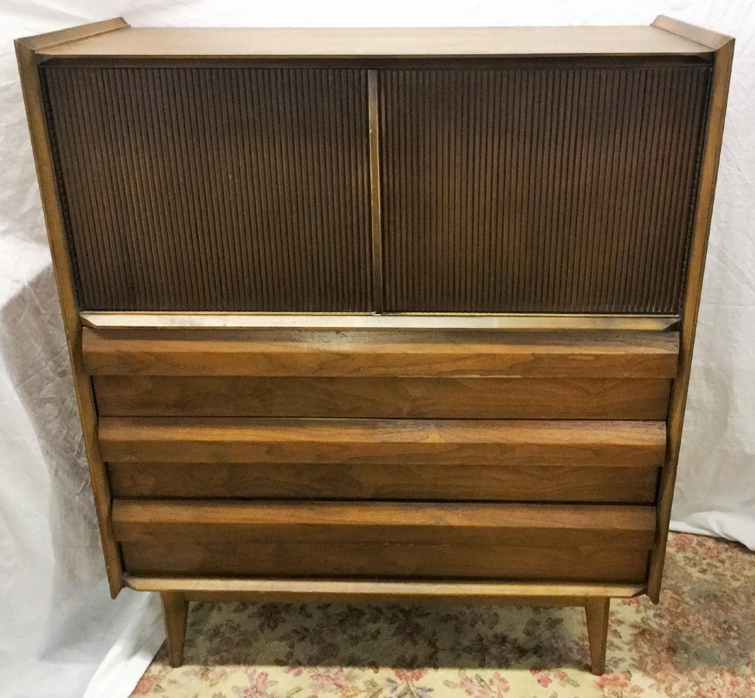 Mid Century Lane Gentleman's Chest (1 of 5)