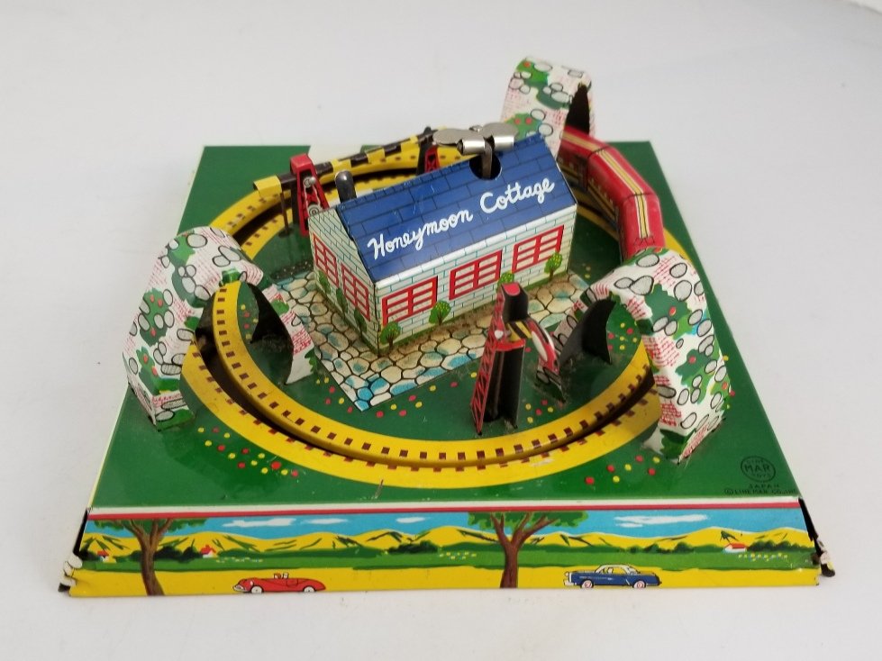 1954 Linemar "Honeymoom Cottage" Tin Litho Windup Train (1 of 7)