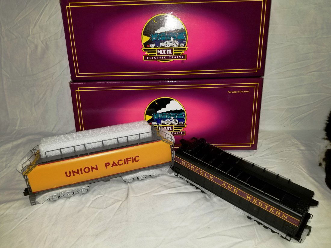 Set of Two MTH Die-Cast Auxiliary Water Tender (1 of 6)