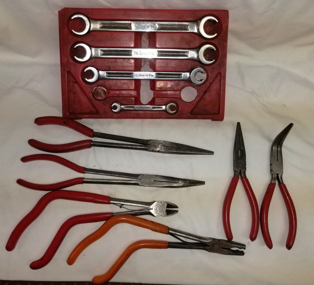 Assortment of Snap on Tools (1 of 8)