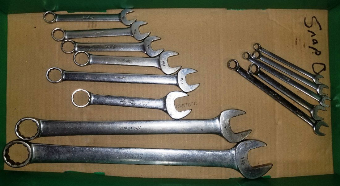 Assortment of Snap on Combination Wrenches (1 of 4)