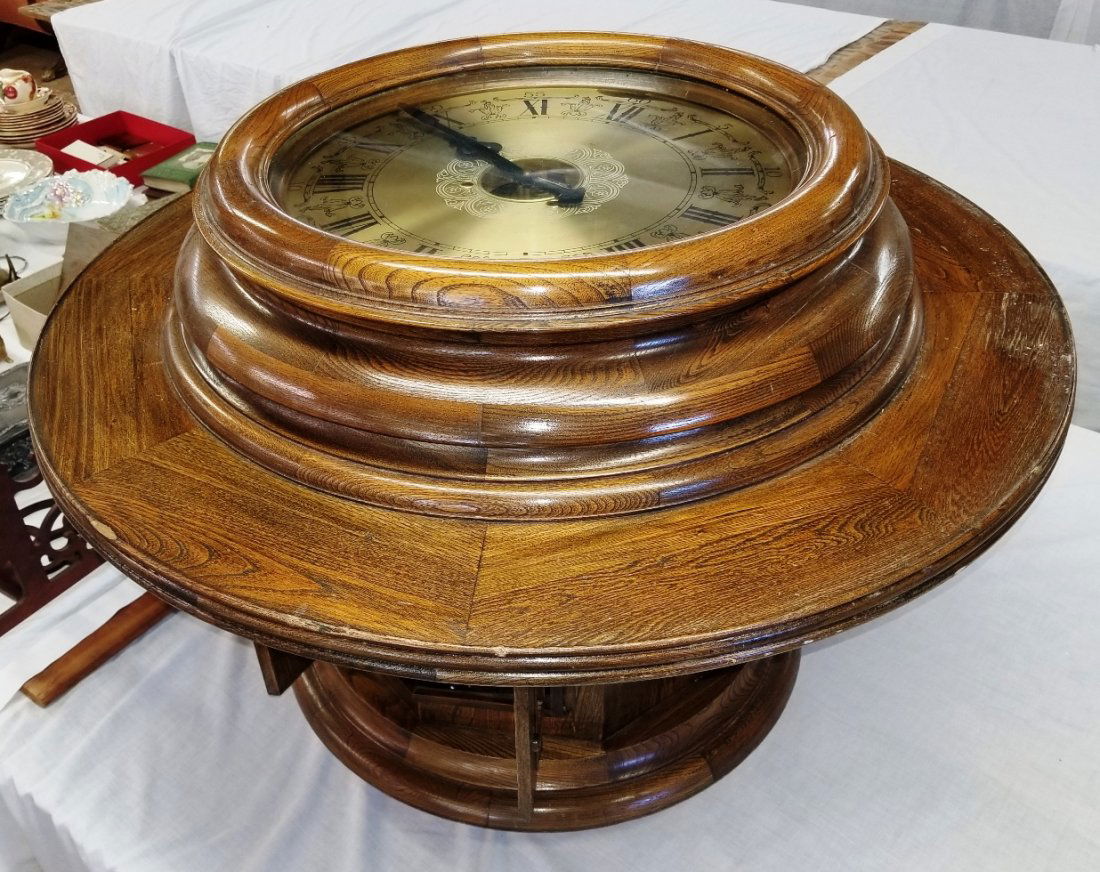 Korean/Japanese Seisekowa Oak Coffee Table Clock