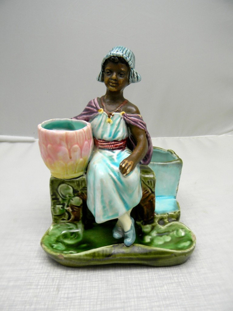 Majolica Cigarette Match Holder 5 1/2" x 7 1/2" #7: Majolica Cigarette Match Holder 5 1/2" x 7 1/2" #7662 /23