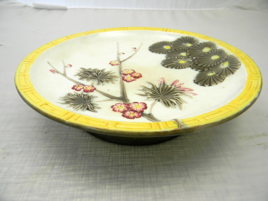 Wedgwood Floral and Greek Key Edge Decorated Cake : Wedgwood Floral and Greek Key Edge Decorated Cake stand 2" x 8 1/2"