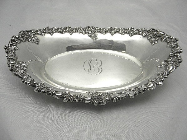 11" Black, Starr, & Frost Oval Ornate Floral Edged: 11" Black, Starr, & Frost Oval Ornate Floral Edged Vegetable Dish 8.85ozt