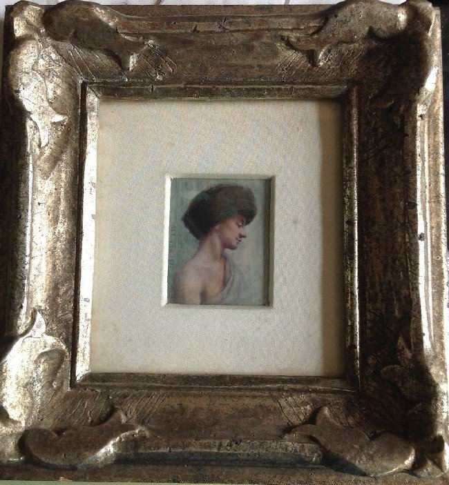 Katherine Logan Luke Miniature Portrait Painting 1911: Katherine Logan Luke miniature portrait painting measuring 2 1/4" x 2". Signed and dated k L Luke 1911 exhibited PAHA Pennsylvania Academy of Fine Arts