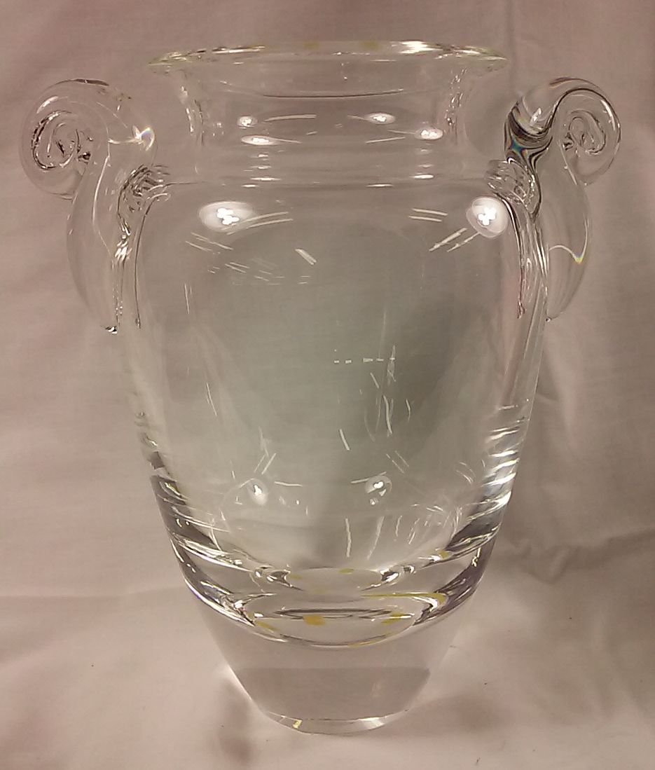 Steuben Glass Vase: 10"H x 8 1/2"W