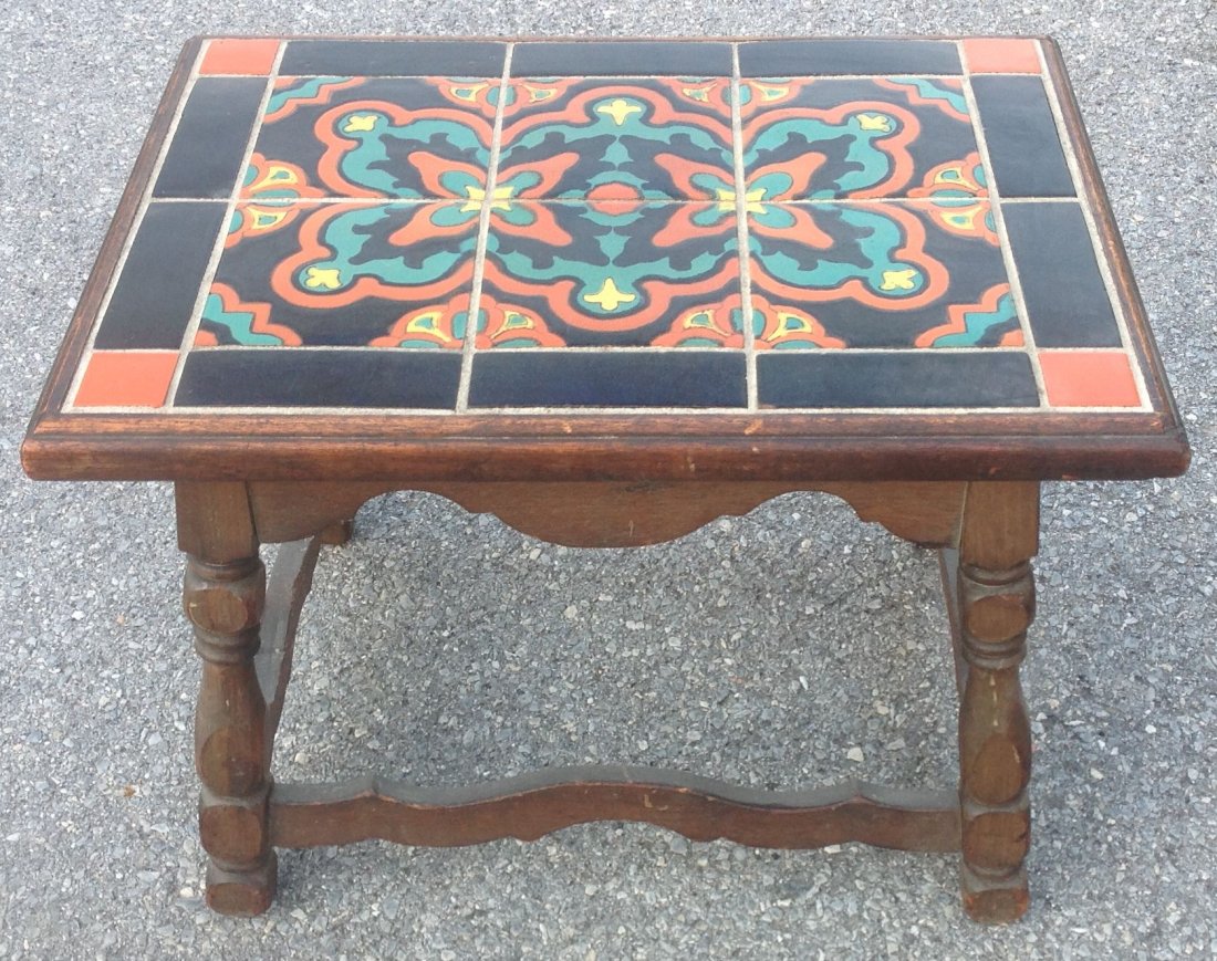 Oblong Gothic Walnut Tile Top Stand: Top inset w/ (6) 6" square tiles surrounded w/ 14 smaller border tiles, Top 18" x 25", 18"H