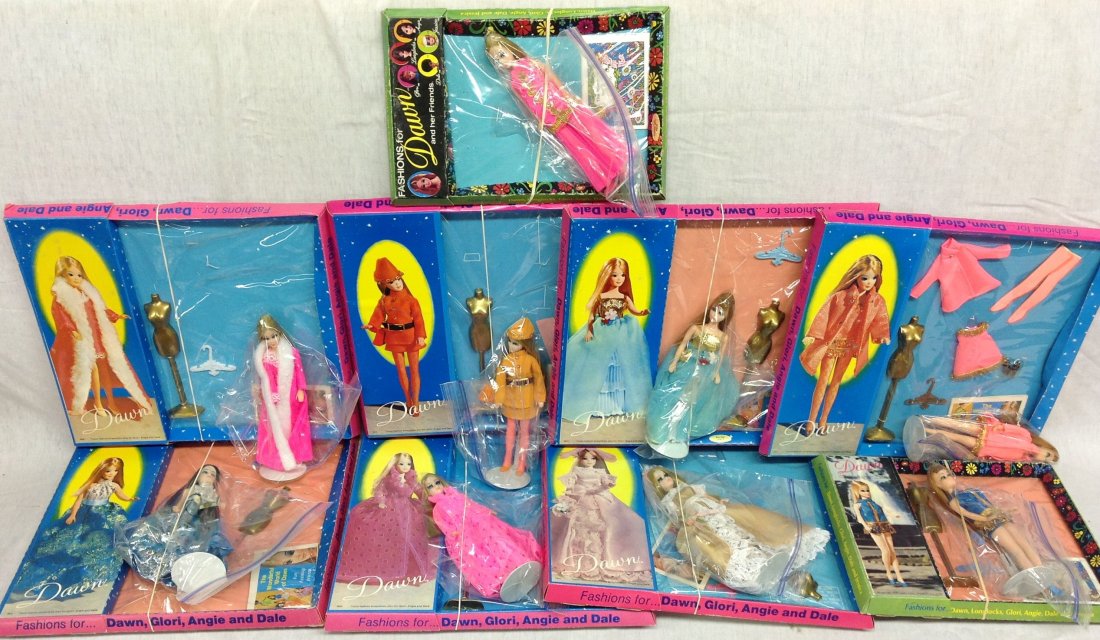 9 Topper Dawn Doll Outfits & Dolls - orig boxes (1 of 4)