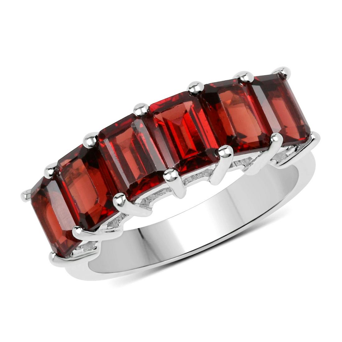 4.80 ctw Genuine Garnet .925 Sterling Silver Ring: 4.80 Carat Genuine Garnet .925 Sterling Silver Ring Garnet Octagon/6x4mm - 6/4.80 ctw Natural Not Treated Metal Type: .925 Sterling Silver Approx. Item Weight: 5.46 grams SKU: QR19030G-SSR