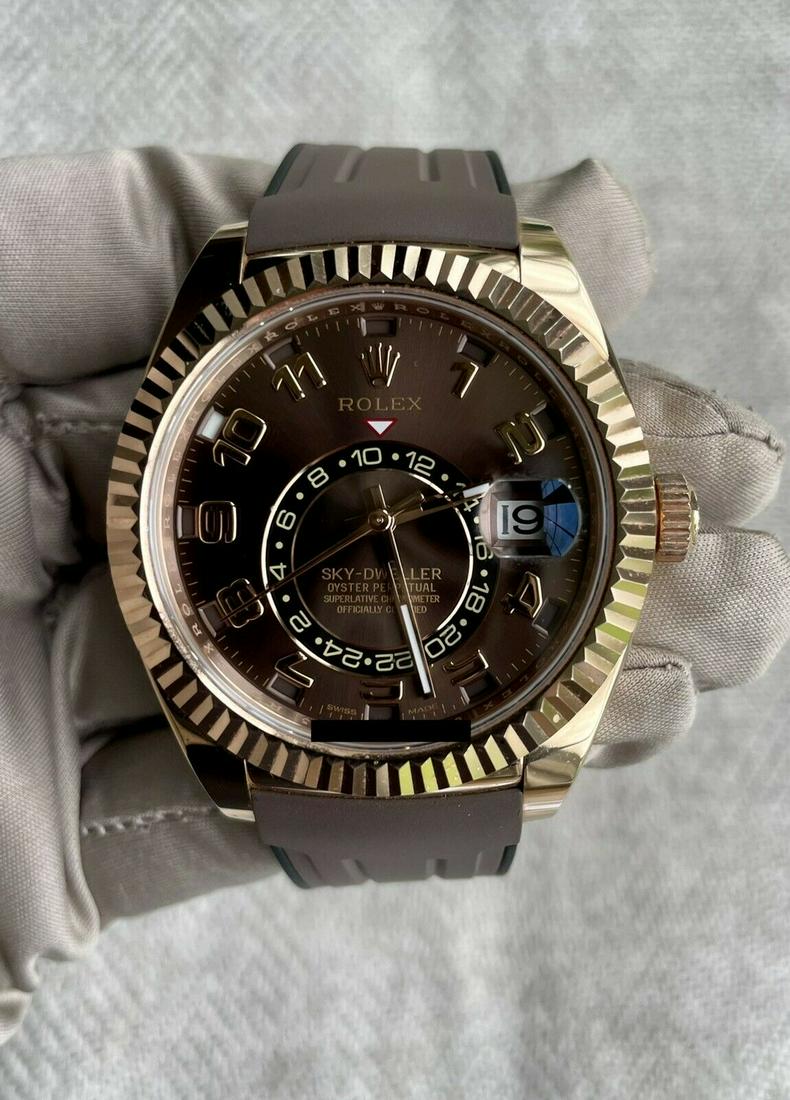 Rolex Sky-Dweller Brown Mens Watch - 326135: Rolex Sky-Dweller Brown Mens Watch - 326135 Condition: Pre-owned: An item that has been used previously. The item may have some signs of cosmetic wear, but is fully operational and functions as intend