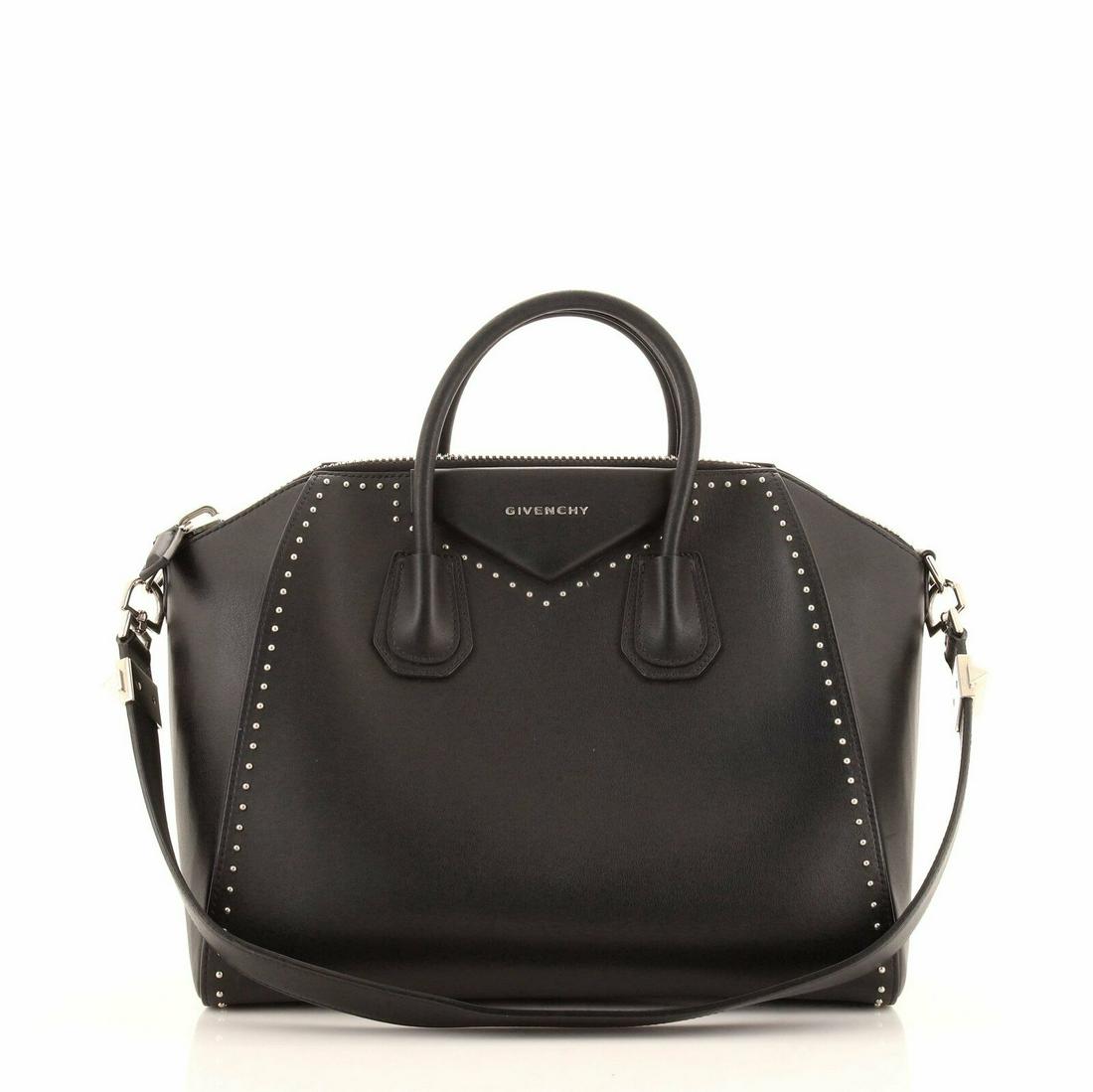Givenchy Antigona Bag Studded Leather Medium: Givenchy Antigona Bag Studded Leather Medium Pre-owned: An item that has been used or worn previously. See the consignor's full listing description for more details. Brand: Givenchy Color: Black Mater