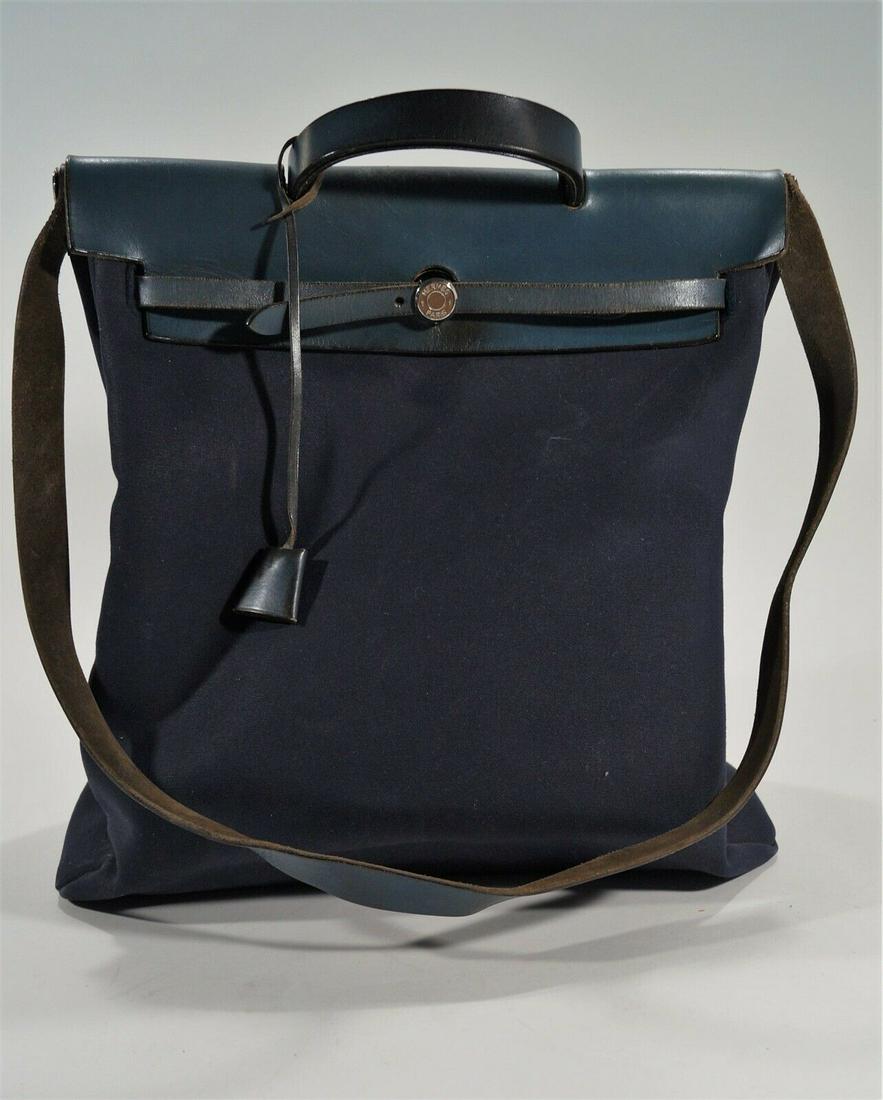 Pre-Owned 2001 Hermes Blue Toile Canvas 2 Way 2 In 1: Pre-Owned 2001 Hermes Blue Toile Canvas 2 Way 2 In 1 Herbag Shoulder Tote Bag Pre-owned: An item that has been used or worn previously. See the consignor's listing for full details and description of 