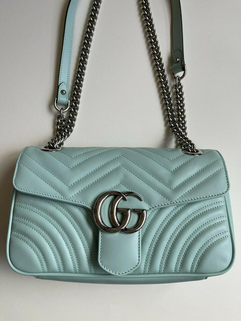 Gucci Marmont matelasse shoulder bag Authentic: Gucci Marmont matelasse shoulder bag Authentic New with tags: A brand-new, unused, and unworn item (including handmade items) in the original packaging (such as the original box or bag) and/or with th