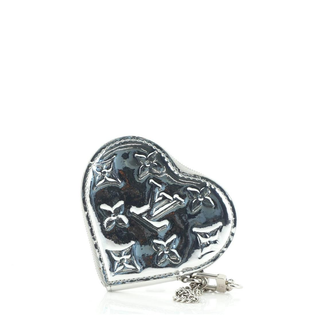 Louis Vuitton - Heart Coin Purse Miroir PVC: Louis Vuitton - Heart Coin Purse Miroir PVC Exterior Color: Silver Interior Color: Silver Exterior Material: Pvc Interior Material: Leather Hardware Color: Silver Accessories: Box, Dust bag