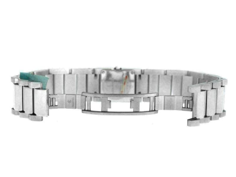 Ladies Charriol Megeve MGVSD MOP Stainless Steel: Ladies Charriol Megeve MGVSD MOP Stainless Steel Diamond 19MM Quartz Watch Item Specifics:Age Group: AdultBand Color: SilverBand Type: Bracelet/Link BandBrand: CharriolCase Finish: Gloss & MatteCase M