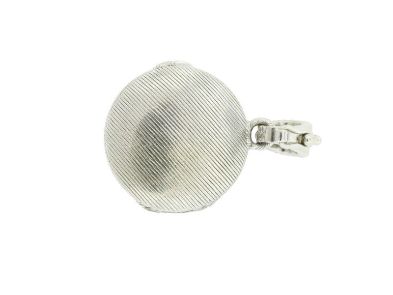 Judith Ripka Sterling Silver Round CZ Pendant: Judith Ripka Sterling Silver Round CZ Pendant SKU: RBJ-194378619234-E Brand: Judith Ripka Condition: Pre-Owned Model: 194378619234-E Size and Fit: Length: 1" MORE DETAILSItem Specifics:Brand: Judith R