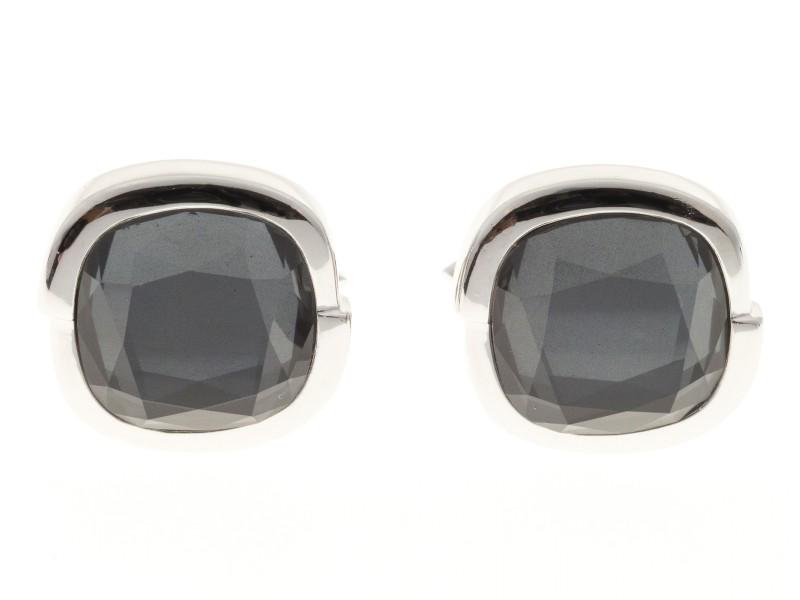 Stephen Webster 18K White Gold Faceted Hematite: Stephen Webster 18K White Gold Faceted Hematite Cufflinks SKU: RBJ-395-178-237-01C9A Brand: Stephen Webster Condition: Pre-Owned Metal: White Gold Stone: Hematite Size and Fit: Top to bottom: 24.47mm