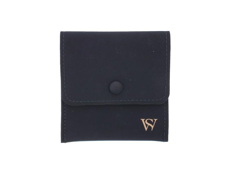 Stephen Webster England Made Me Mother Of Pearl Cross Pendant Silver Unisex: Stephen Webster England Made Me Mother Of Pearl Cross Pendant Silver Unisex SKU: RBJ333723908063-E Brand: Stephen Webster Condition: Never Worn Metal: Sterling Silver Model: 333723908063-E Size an