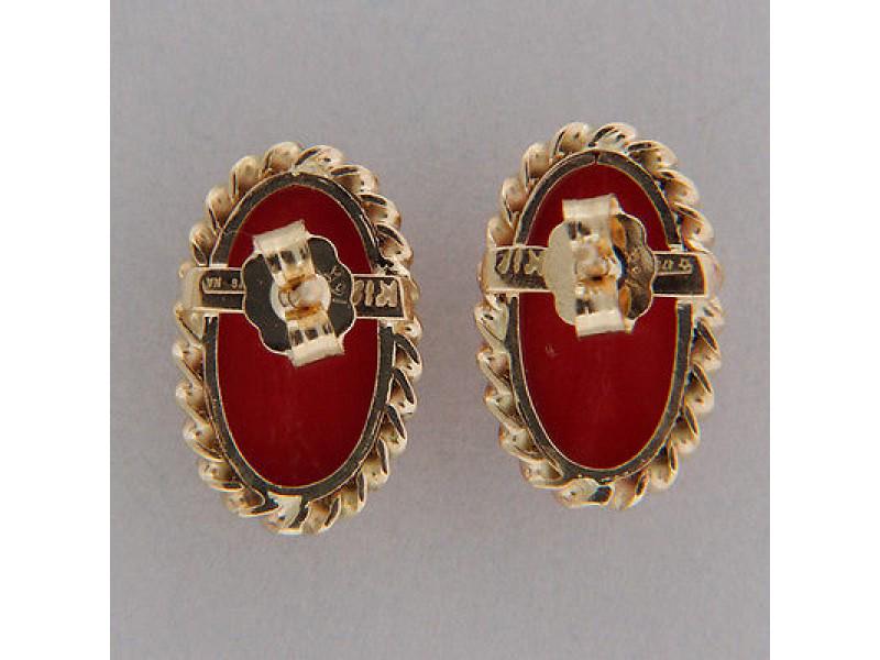 Vintage Salmon Orange Untreated 12.5 X 7mm Coral 14k Gold Pierced Earrings: Vintage Salmon Orange Untreated 12.5 X 7mm Coral 14k Gold Pierced Earrings Product Code: 349-345-566-01C9A Condition: Never Worn Final Sale: THIS ITEM IS FINAL SALE AND NOT RETURNABLE. Details: Stone: