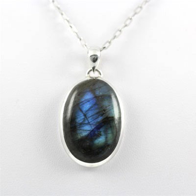 Beautiful Silver Pendant Labradorite Blue Fire Gemstone: Beautiful Silver Pendant Labradorite Blue Fire Gemstones, 10.8g **|**|** MSRP: $180