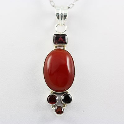 43.ctw Garnet & Carnelian Gemstone Silver Pendant: 43.ctw Garnet & Carnelian Gemstone Silver Pendant **|**|** ; MSRP: $100