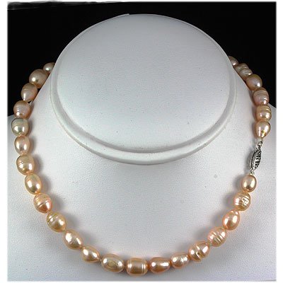 155.52ctw Freshwater Pearl Necklace w/ 14KWG Clasp: 155.52ctw Freshwater Pearl Necklace w/ 14KWG Clasp **|**|** Handknotted Flesh Color Fresh Water Pearl Necklace 16" long. Silk/Nylon thread with 14K White Gold Clasp closure. ; MSRP: $200