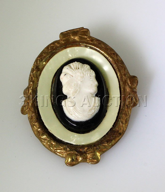 Vintage Old Broach: Vintage Old Broach **|**|** Vintage Old Broach ; MSRP: $0