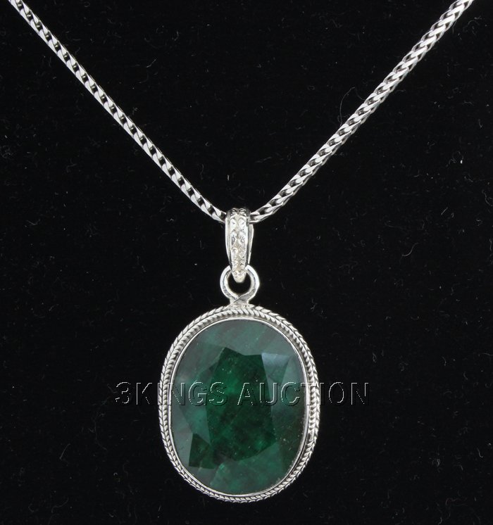 41.00ctw NaturalEmeraldBerylOvalStone SilverPendant: 41.00ctw NaturalEmeraldBerylOvalStone SilverPendant **|**|** Fine Sterling Silver Oval Pendant set with Natural Emerald Gemstone size: 23.68x19.63mm; color: Green; Stone Family: Beryl ; MSRP: $500