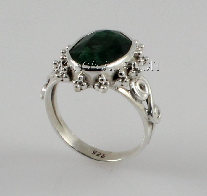 25.77ctw Sterling Silver OvalCut Emerald Beryl Ring: 25.77ctw Sterling Silver OvalCut Emerald Beryl Ring **|**|** Fine Sterling Silver Oval Ring with Natural Emerald Gemstone size: 14.17x10.89mm; color: Green; ring size: 8; Stone Family: Beryl ; MSRP: $