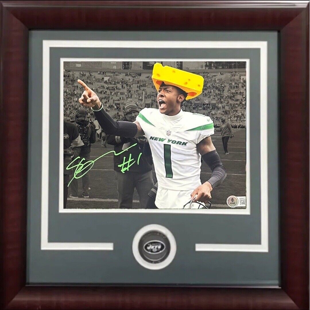 sauce gardner NY jets signed: sauce gardner NY jets signed 8x10 cheesehead photo framed rookie auto BAS COA Sauce Gardner NY Jets Signed 8x10 Cheesehead Photo Framed Rookie Auto BAS COA SKU no: RBJ8029945659480