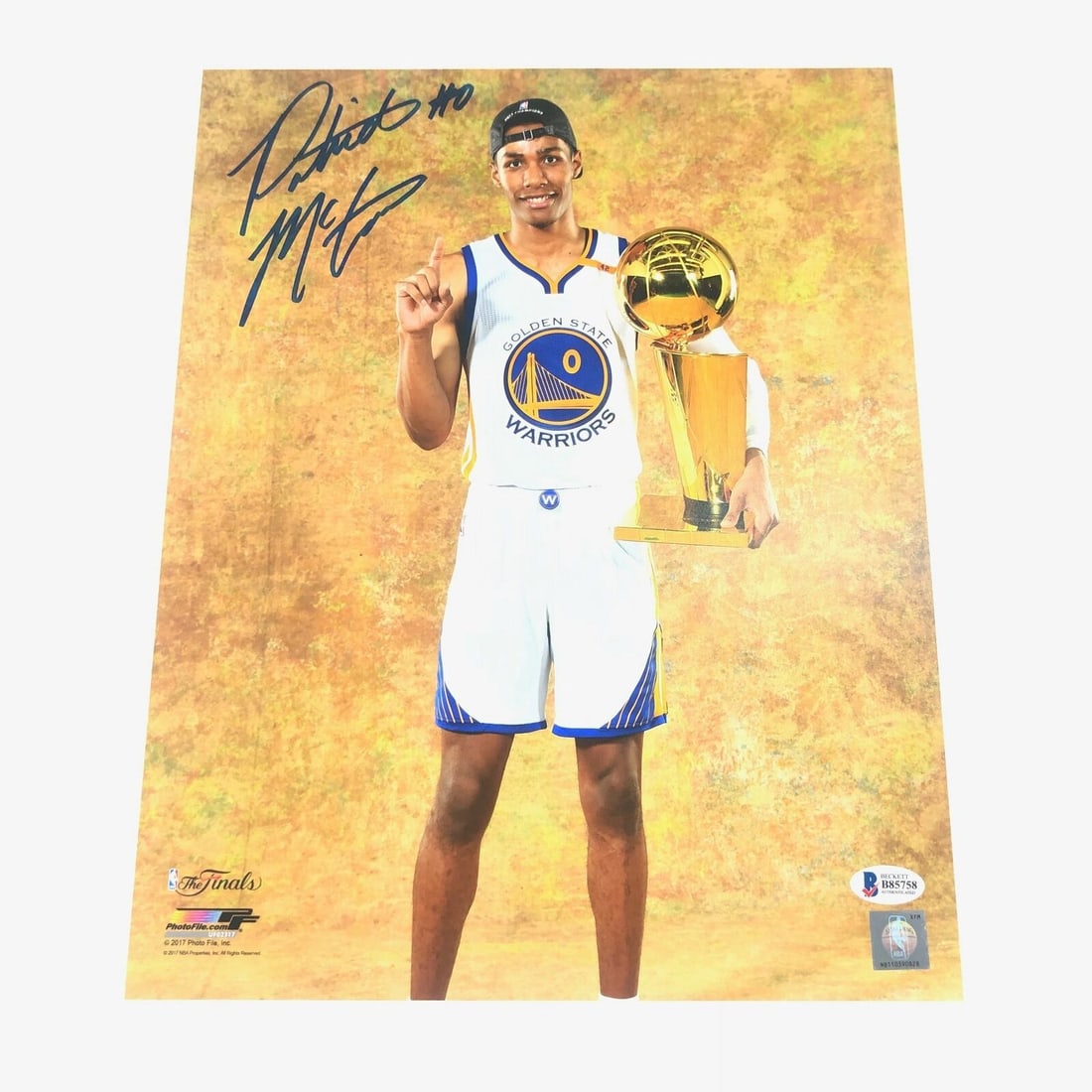 Patrick McCaw signed 11x14 photo: Patrick McCaw signed 11x14 photo BAS Beckett Golden State Warriors Autographed Patrick McCaw signed 11x14 photo BAS Beckett Golden State Warriors Autographed SKU no: RBJ7257598394456