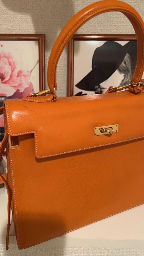 MORABITO Scala Handbag Orange Used: MORABITO Scala Handbag Orange Used Condition: Pre-owned Seller Notes: ?Width 28, height 21, girth 10 cm (amateur measurements) There are a few marks from a ballpoint pen ... Read more about the seller